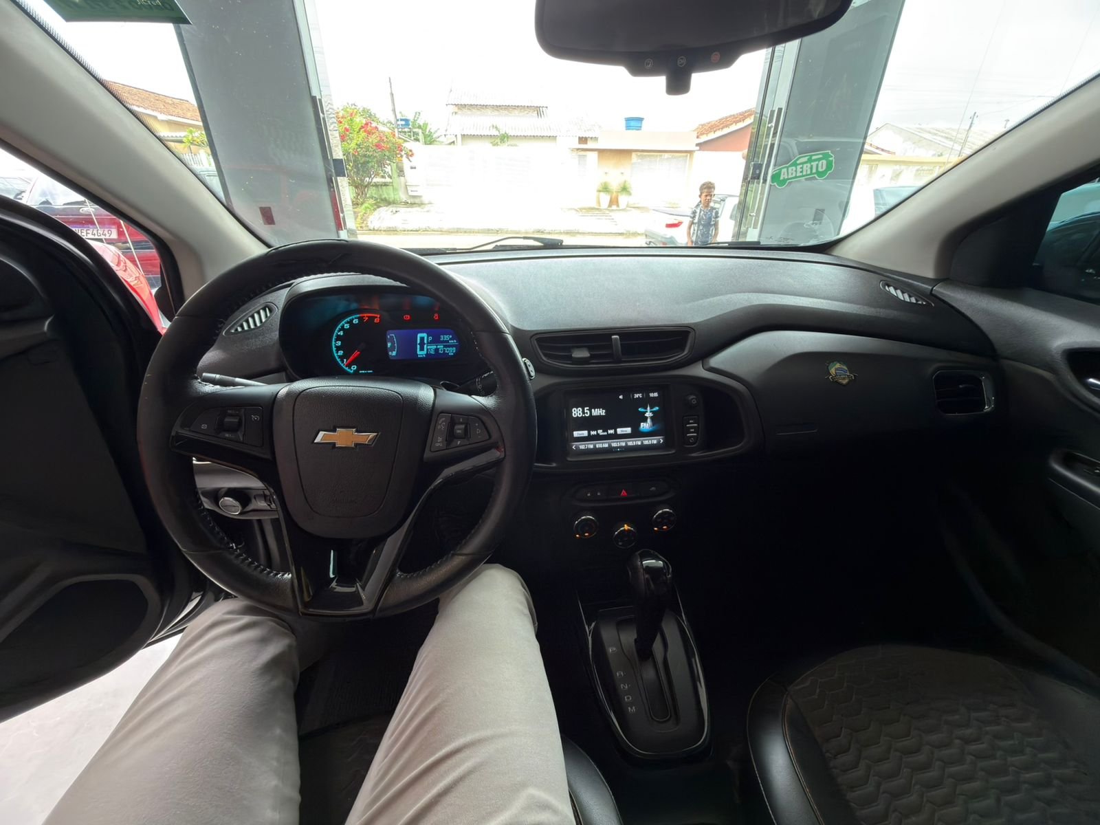 
								ONIX HATCH LTZ 1.4 full									